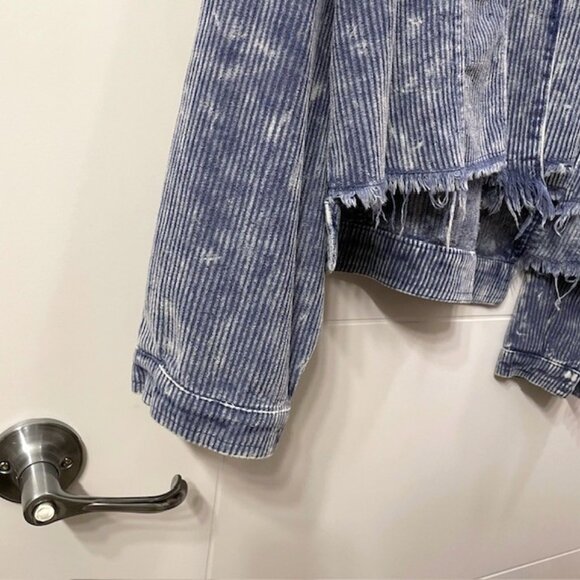 NWOT POL Distressed Corduroy Shacket Shirt Jacket Blue Raw Hem Button Down Large - Picture 6 of 16